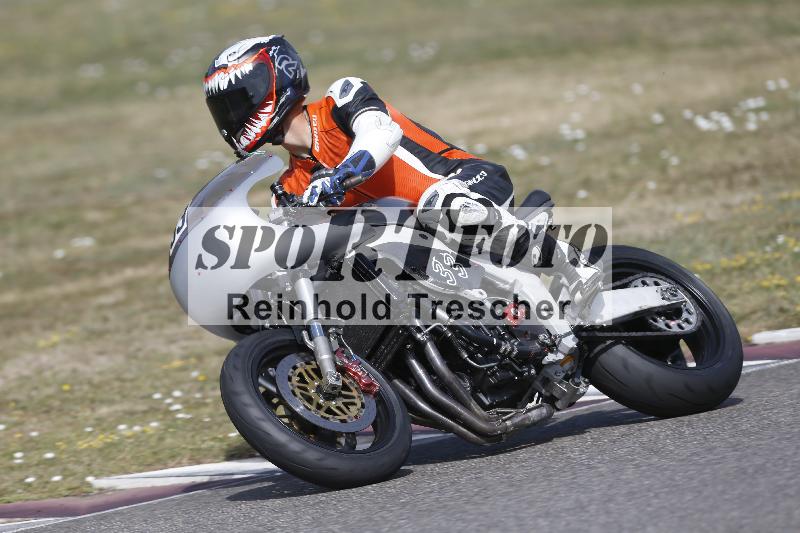 /37 09.08.2026  Pluess Motosport ADR/Freies Fahren/33